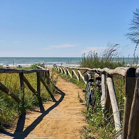 Comfortable Flat Close To And Center Apartment Bibione